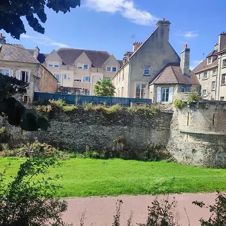 La Des Remparts 3* Falaise (Calvados)