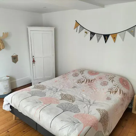 La Des Remparts Alojamento de Acomodação e Pequeno-almoço 3*