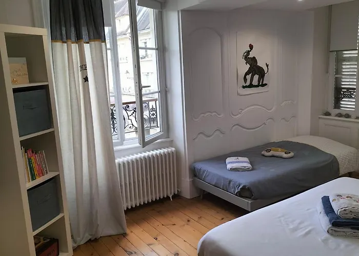 Couette-café La Des Remparts